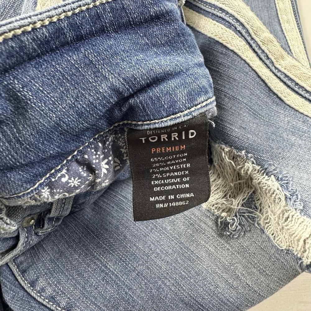 Torrid Women's 18R Premium Jeggings Distressed Side Stripe Skinny Jeans Stretch‎ - Picture 7 of 10
